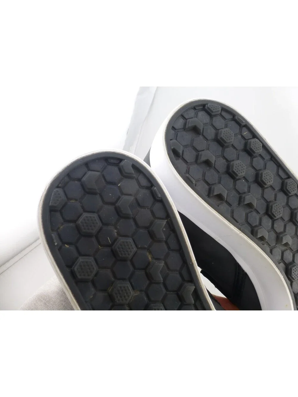 Puma Women's Black Slip-On Casual Shoes Sneakers US 7 EUR 39 UK 6 - M12